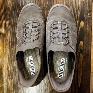 Skechers women’s Brown Slip-On Sneakers